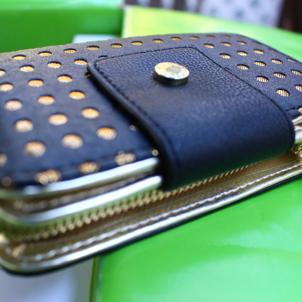 Steve Madden Black/Gold Flap Zip Around Wallet